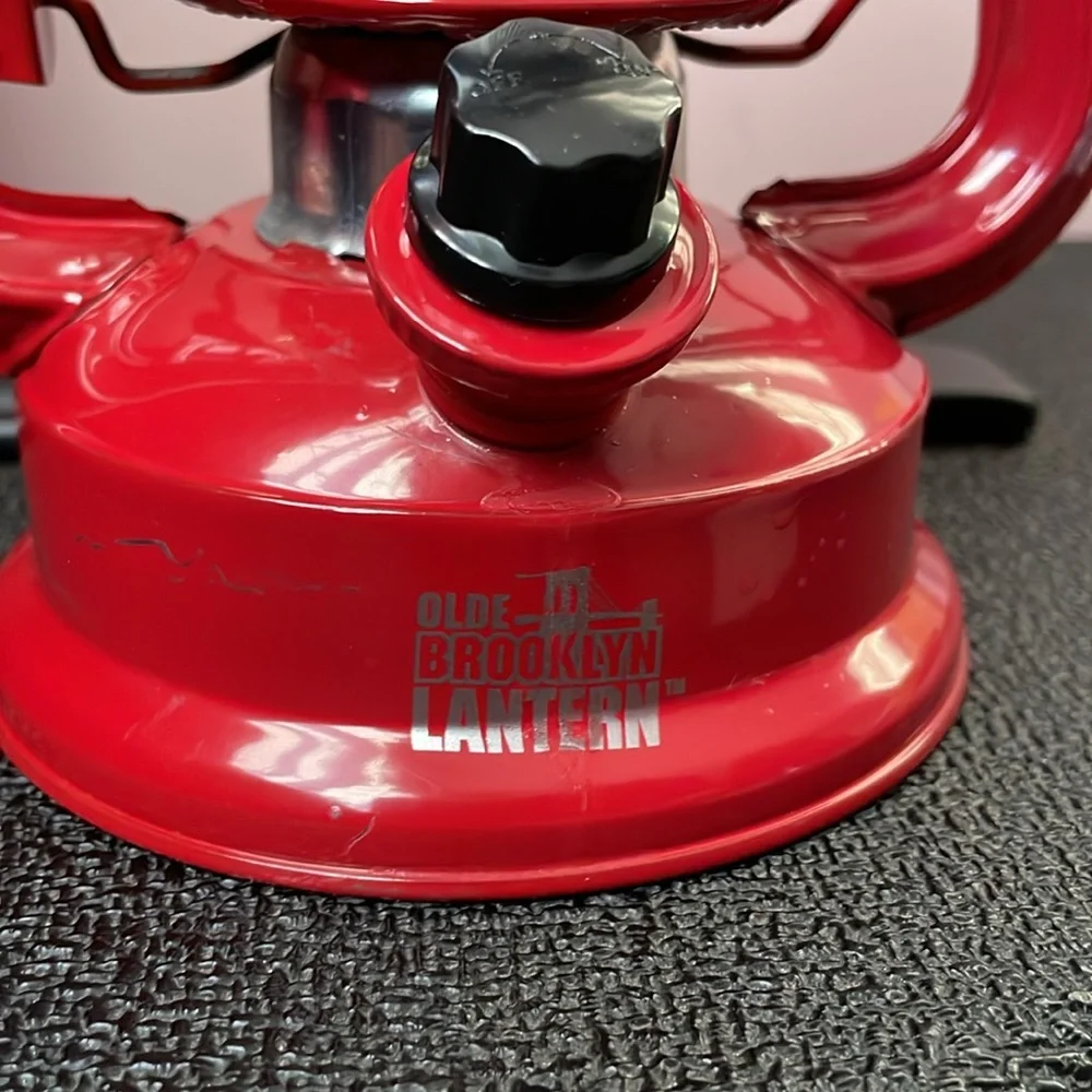 Red Olde Brooklyn Lantern